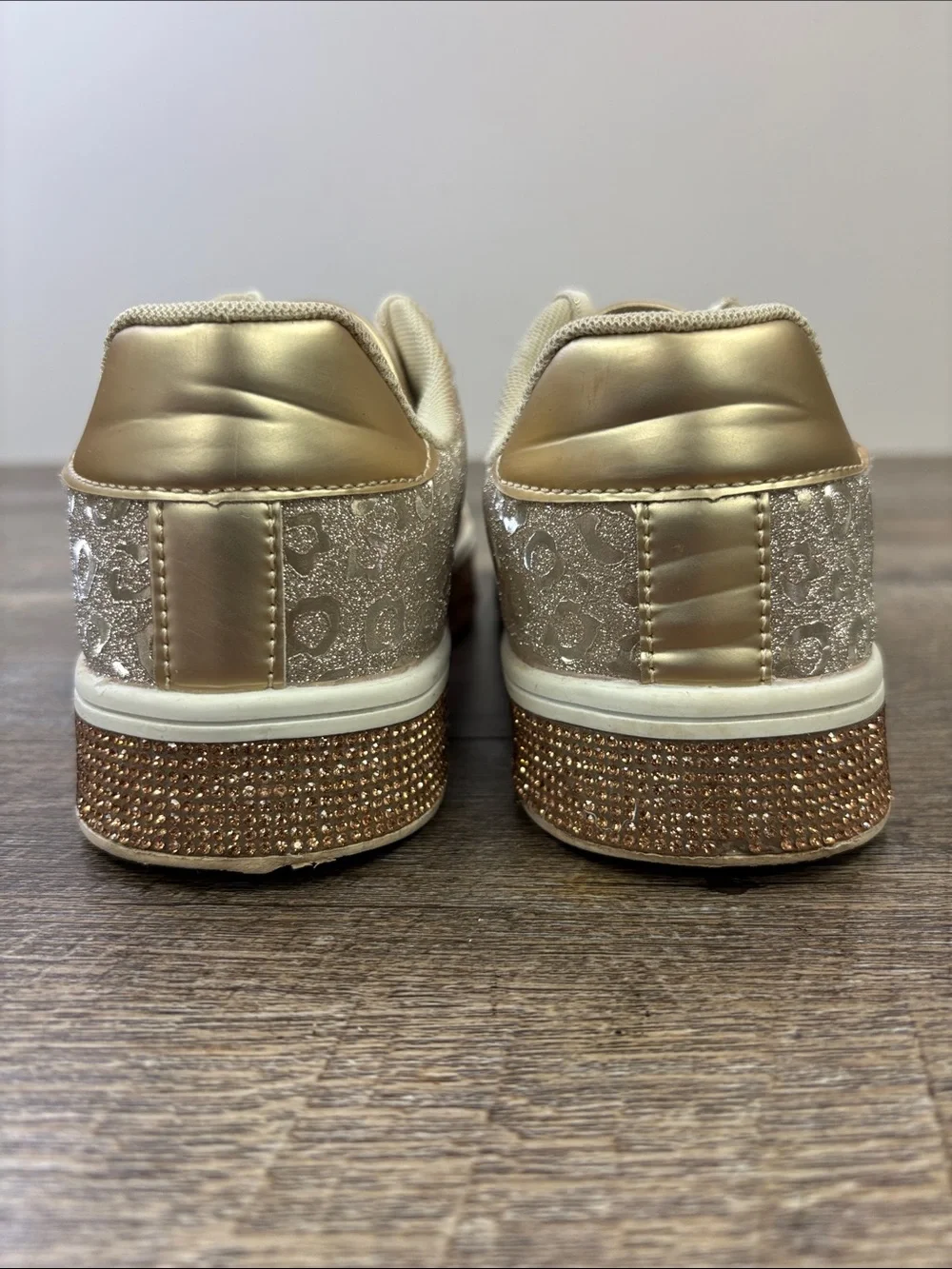 UUBARIS Gold Glitter Leopard Platform Sneakers Rhinestone Sole Women’s Size 7.5